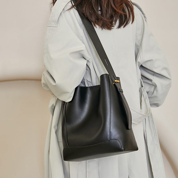 Monique Tote Bag For Cheap - Image 2